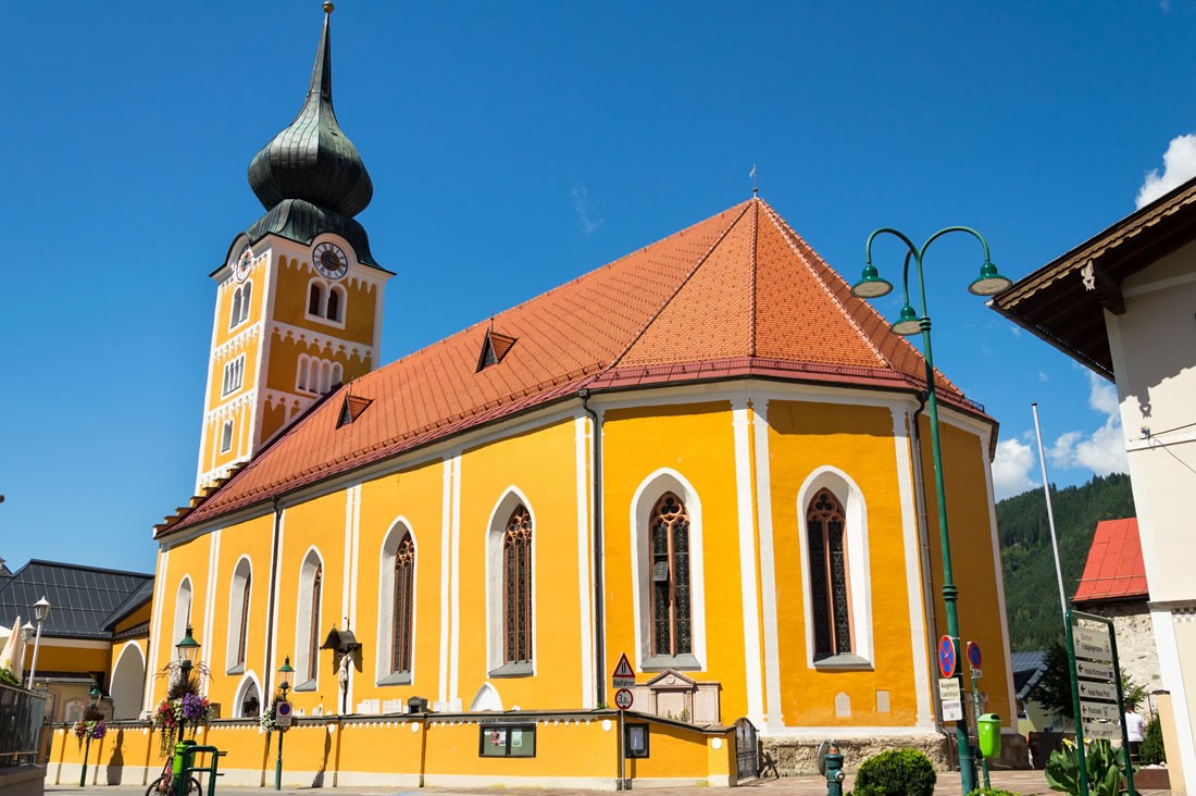 Sehenswürdigkeiten und viel Geschichte in Schladming c) Shutterstock